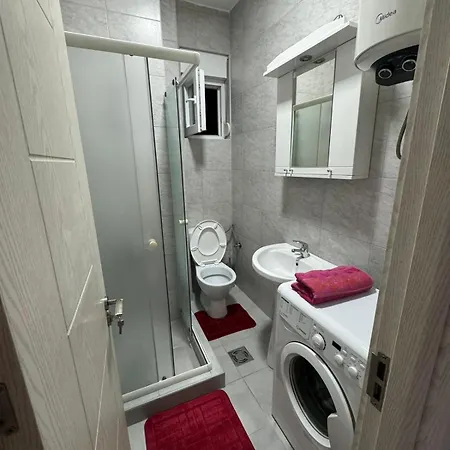 Apartment N&j *